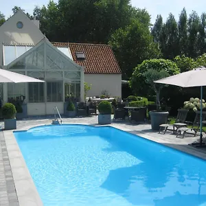 Boutique Het Bloemenhof Brugia